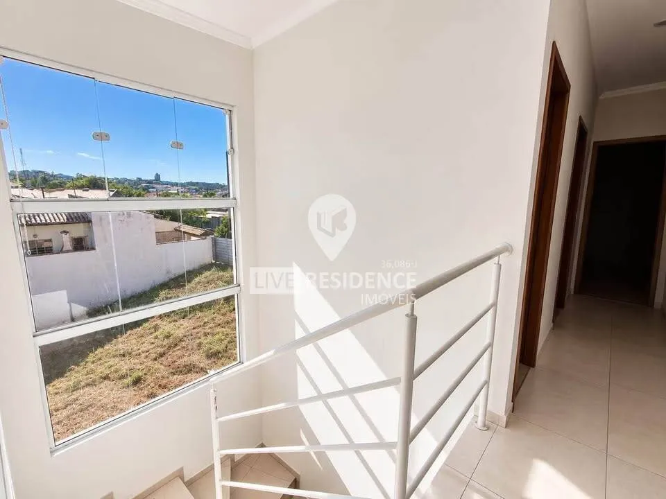 Imagem SOBRADO À VENDA NO REI DE OURO | CONFORTO, ESPAÇO E ÓTIMO CUSTO-BENEFÍCIO
