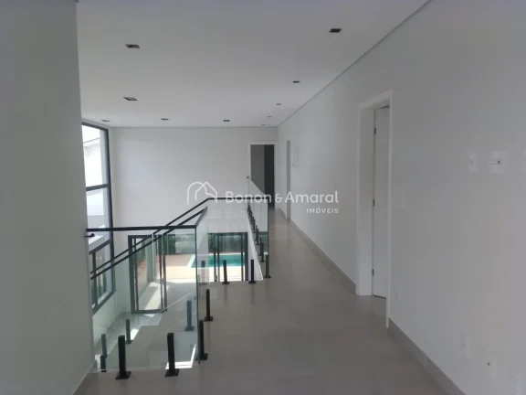 Imagem Esta espetacular casa oferece 263 m² de área construída e um amplo terreno de 353,80 m², proporc...