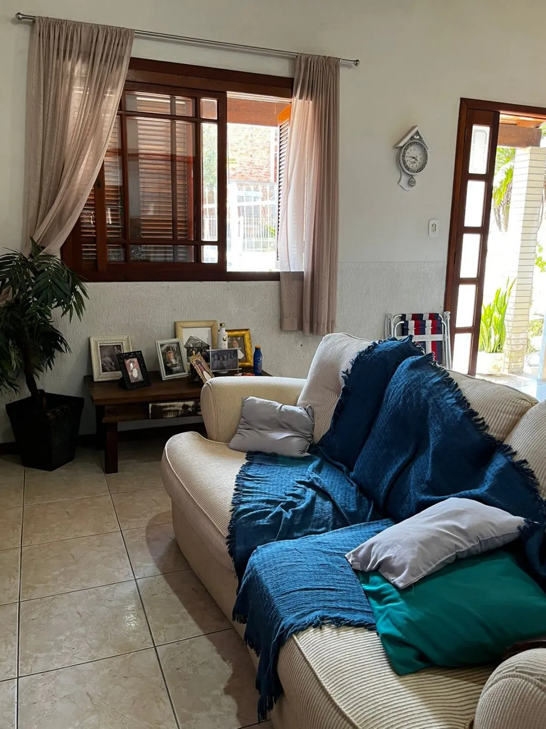 Imagem Casa com Piscina e Espaço Gourmet no Bairro Cecília - Viamão