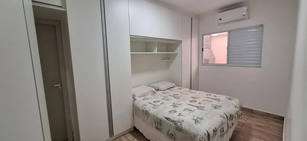 Imagem Casa à venda 3 Quartos, 1 Suite, 2 Vagas, 175M², Conjunto Habitacional Terra dos Ipês II (Fase I), Pindamonhangaba - SP
