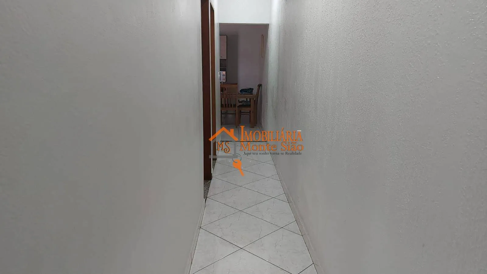 Imagem Casa com 2 dormitórios à venda, 100 m² por R$ 680.000,00 - Jardim Santa Bárbara - Guarulhos/SP