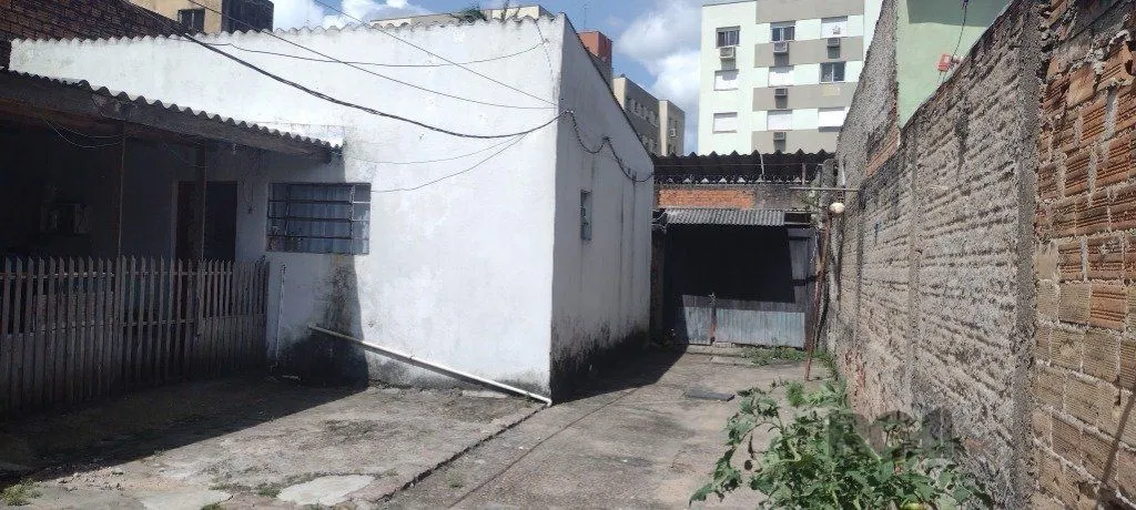 Imagem INVESTIMENTO: Prédio com Bairro partenon em Porto Alegre.