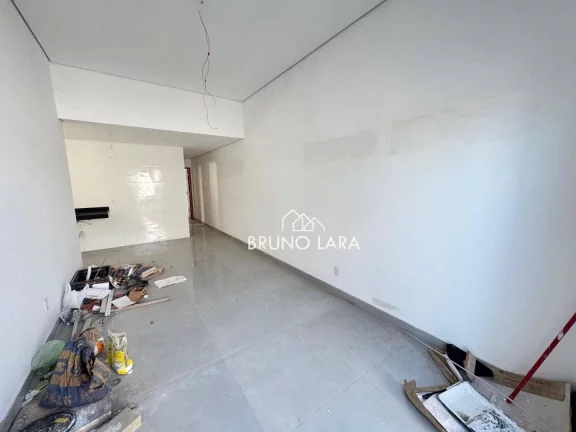Imagem Casa à Venda em Betim, no Bairro Tiradentes