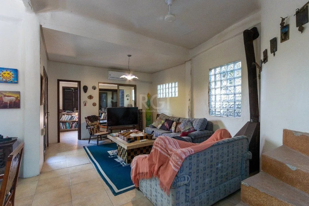 Imagem Casa em Belém Novo