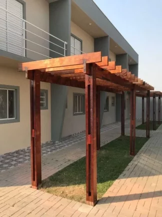 Imagem Sobrado com 2 dormitórios à venda, 65 m² por R$ 240.000,00 - Jundiapeba - Mogi das Cruzes/SP