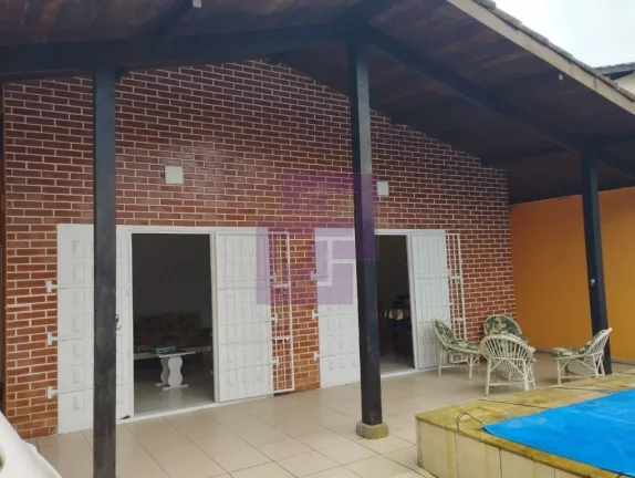 Imagem Casas / Padrão na cidade de Guarujá