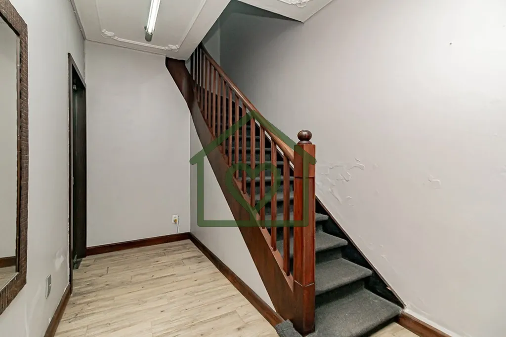 Imagem # PROCURANDO O "DOIS EM UM" PERFEITO PARA VOCÊ COM FOCO EM PRATICIDADE E ESTILO?
Esta casa na rua L...