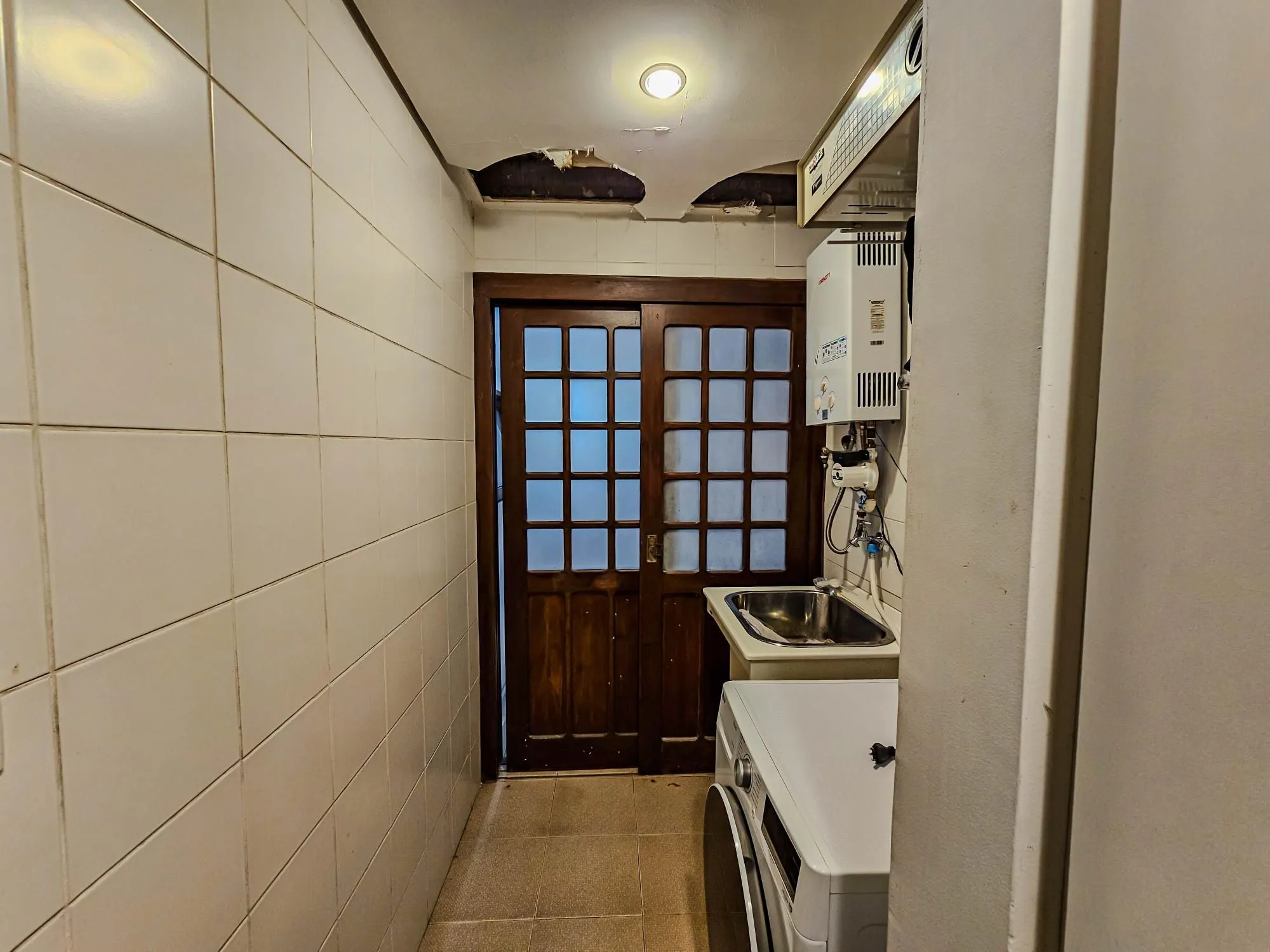 Imagem Casa em condomínio fechado, 5 dormitórios, Bairro Teresópolis