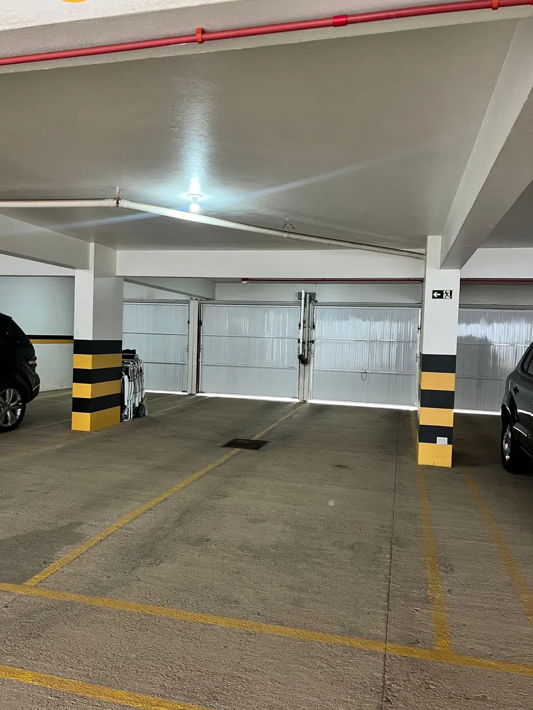 Imagem Apartamento à venda em Torres, Predial, com 4 quartos, 180m2
