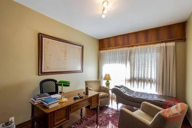 Imagem Apartamento luxuoso de 257 m²,3 dormitórios, suíte e 2 vagas.;