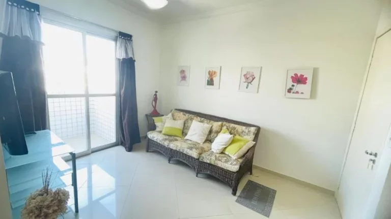 Imagem Excelente apartamento no forte com 3 dormitórios somente à vista!!!
