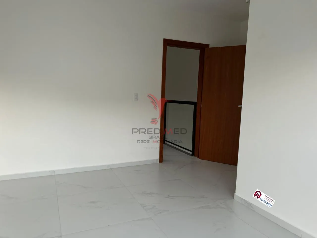 Imagem Lindos sobrados a venda com 3 dormitórios sendo 1suíte com sacada, em Palhoça SC