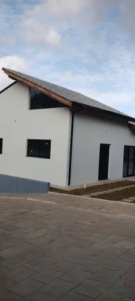 Imagem Casas Térreas com Piscina à Venda por 750 mil C/108 m²