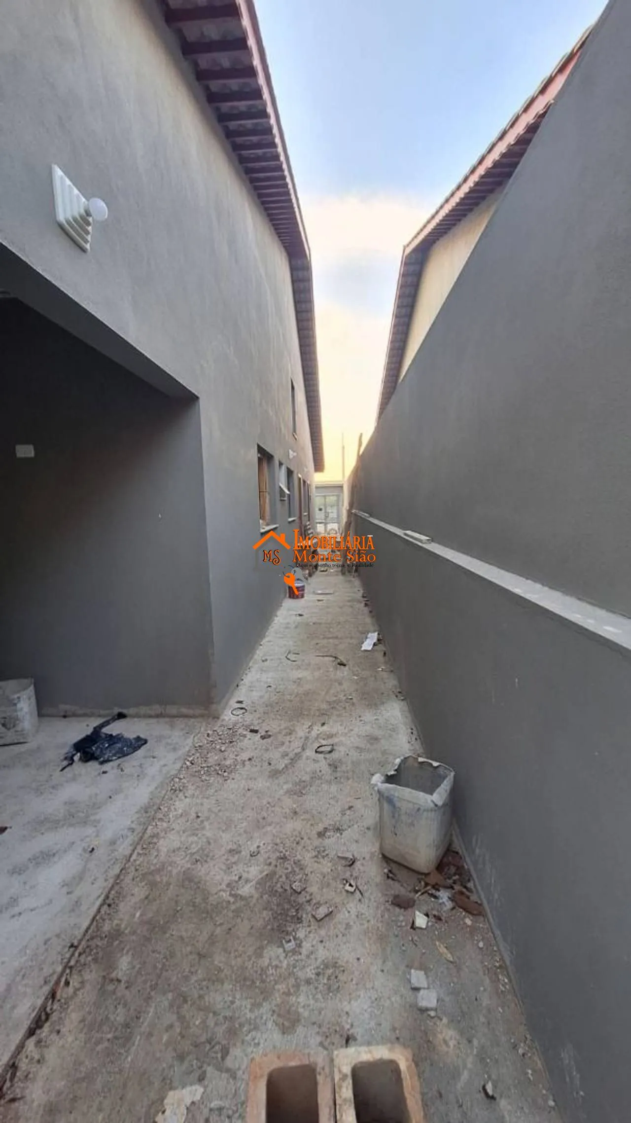 Imagem Casa com 2 dormitórios à venda, 70 m² por R$ 500.000,00 - Jardim Rio Negro - Itaquaquecetuba/SP