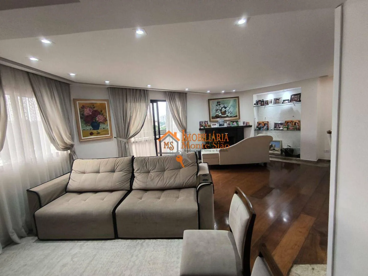 Imagem Apartamento com 4 dormitórios à venda, 198 m² por R$ 1.590.000,00 - Maia - Guarulhos/SP