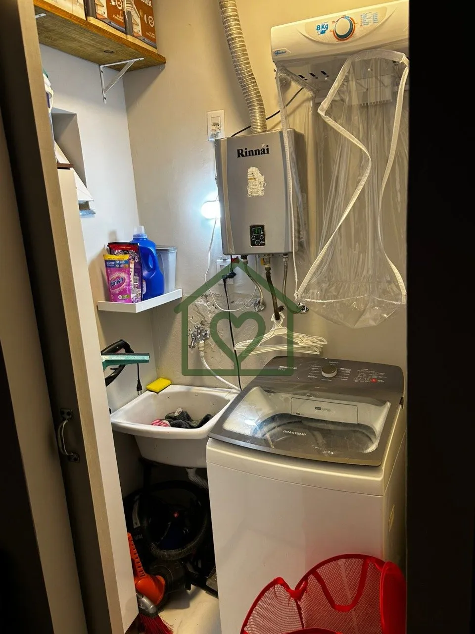 Imagem CASA TÉRREA à venda em Lomba do Pinheiro, Porto Alegre

Imóvel com 2 quartos, living para 2 ambie...