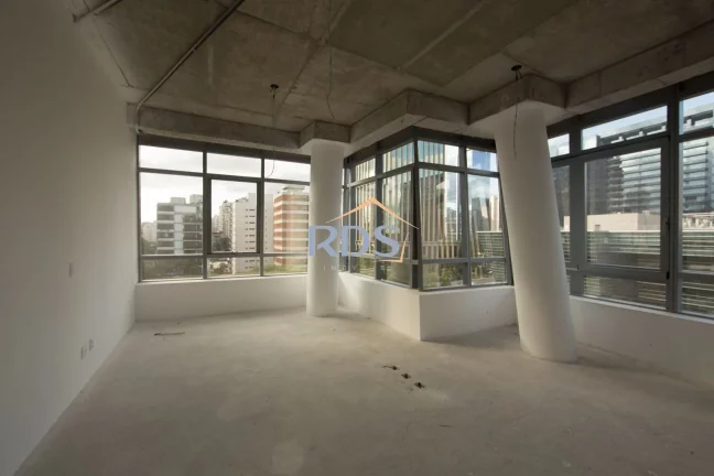 Foto do imóvel Apartamento no contrapiso a venda de 575m² com 4 suítes e 6 vagas no Itaim em Avenida Horácio Lafer