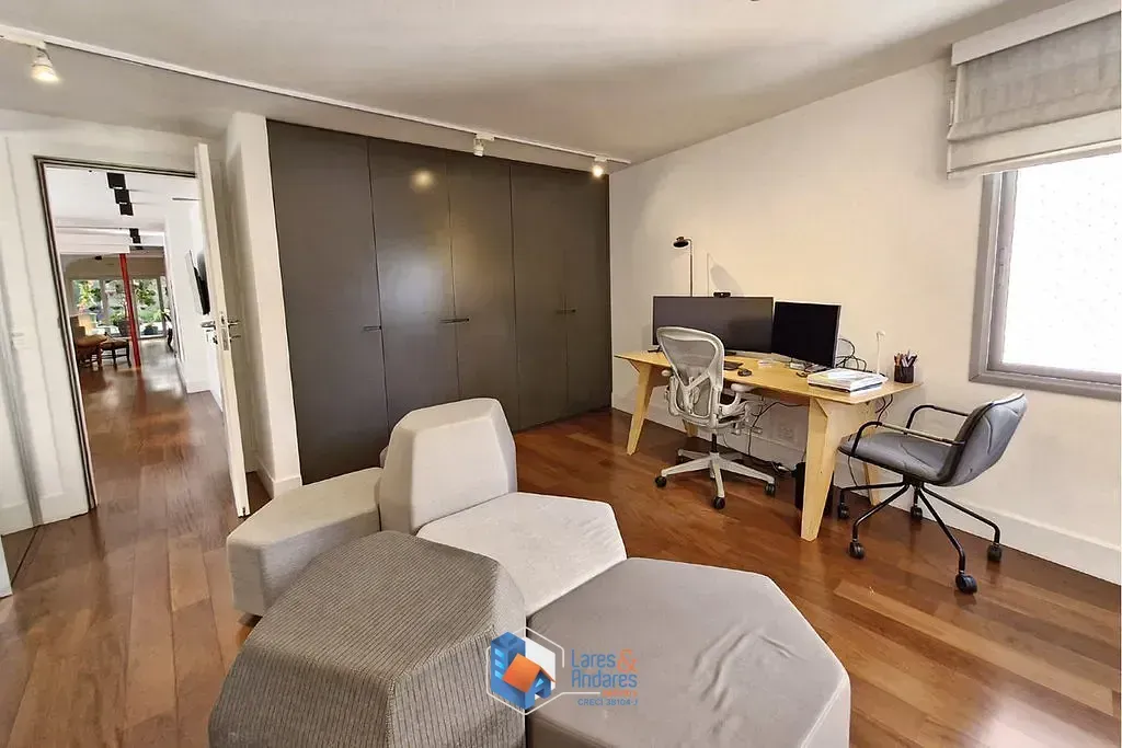 Imagem Apartamento à venda 2 Quartos 2 Suites 2 Vagas 322M² Centro São Paulo - SP