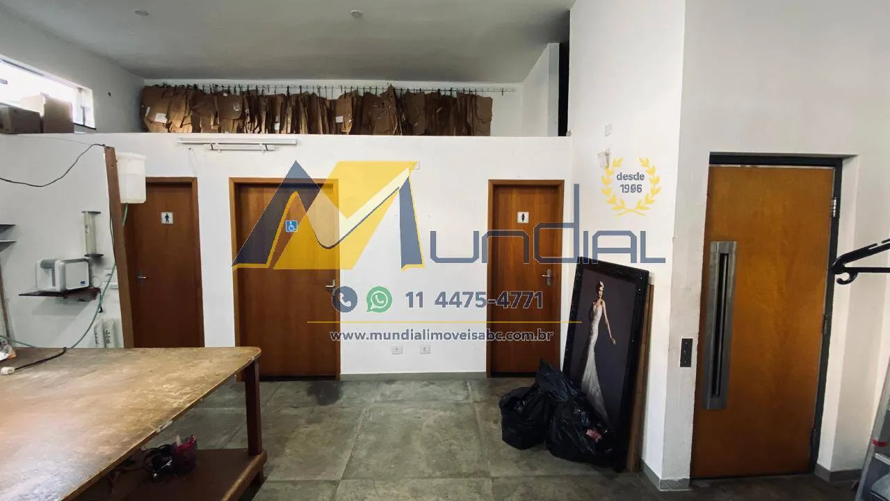 Imagem Galpão Comercial com 399m² à Venda por R$ 2,9 Milhões