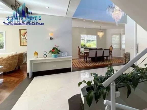 Imagem Linda casa no Miolo Granja. 5 suítes, piscina, gourmet, quadra tênis!
