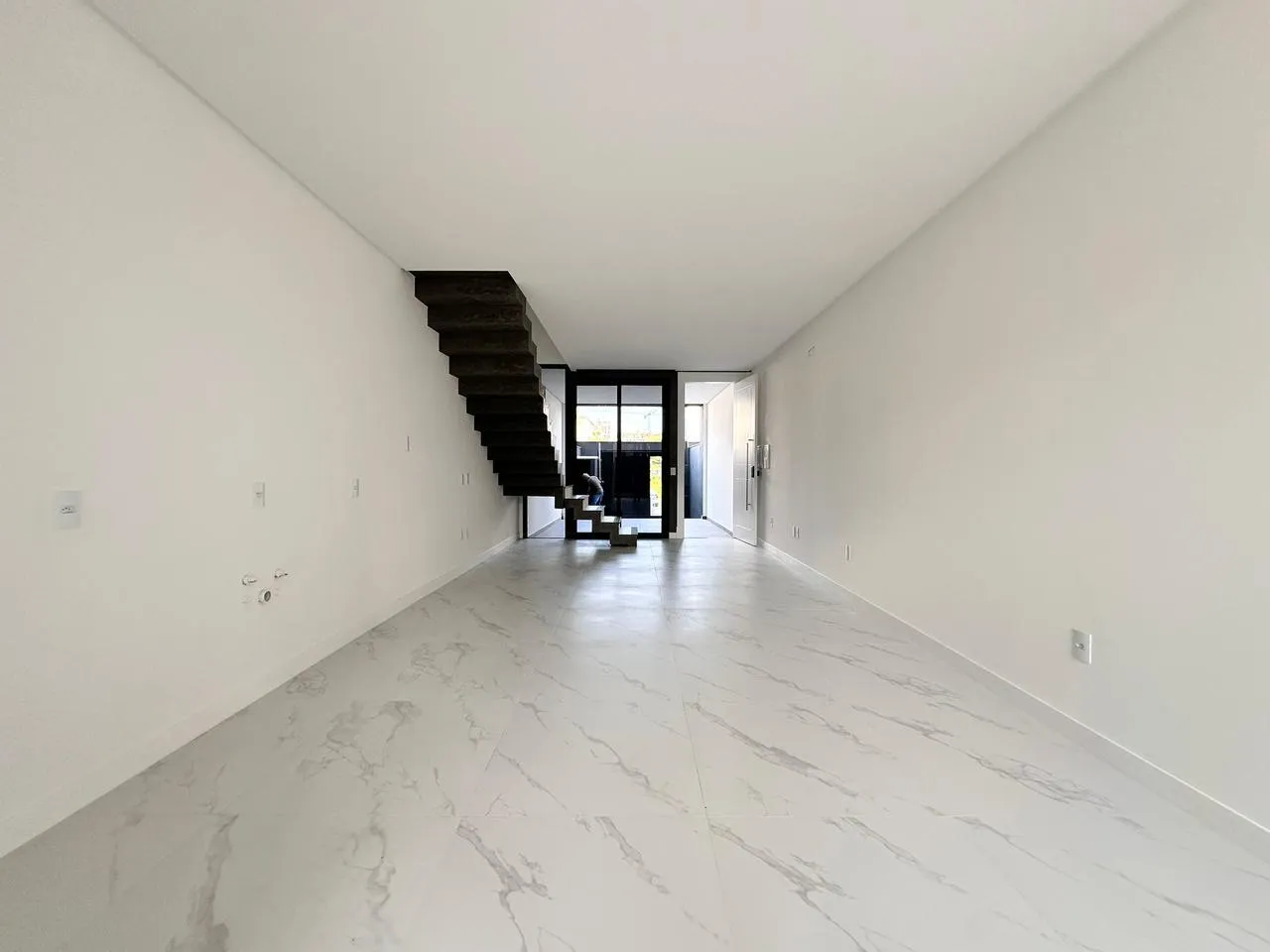 Imagem Casa à venda com 105m2 por R$ 1.000.000,00