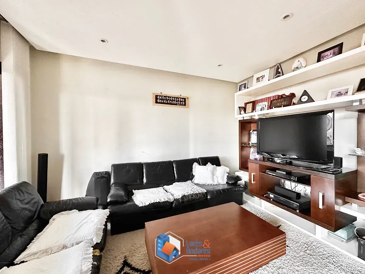 Imagem Apartamento para venda e locação em Aclimação com 3 quartos, sendo 2 suítes, 226m²