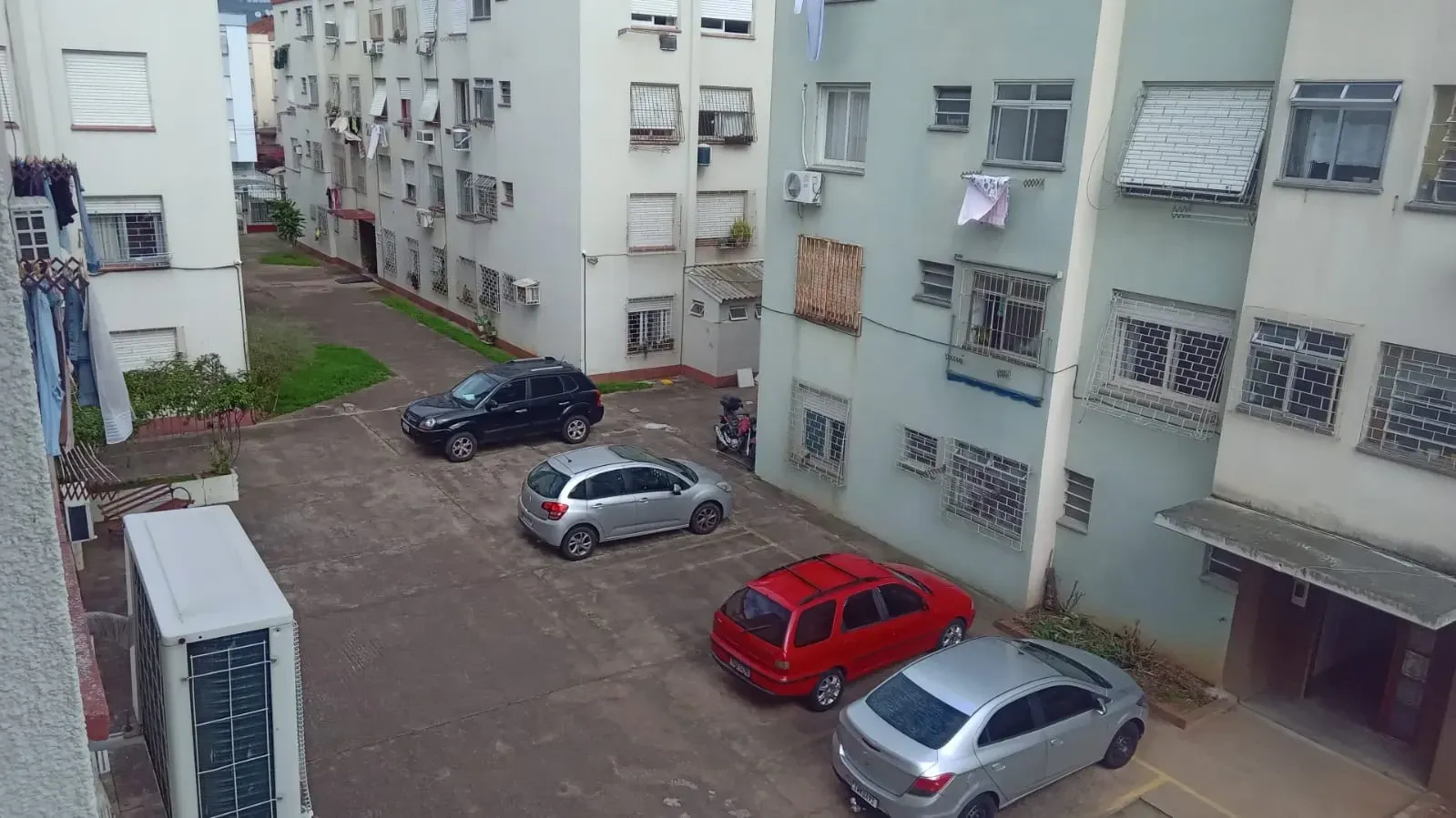 Imagem Apartamento com 1 Quarto à Venda, 27 m² em Rubem Berta - Porto Alegre