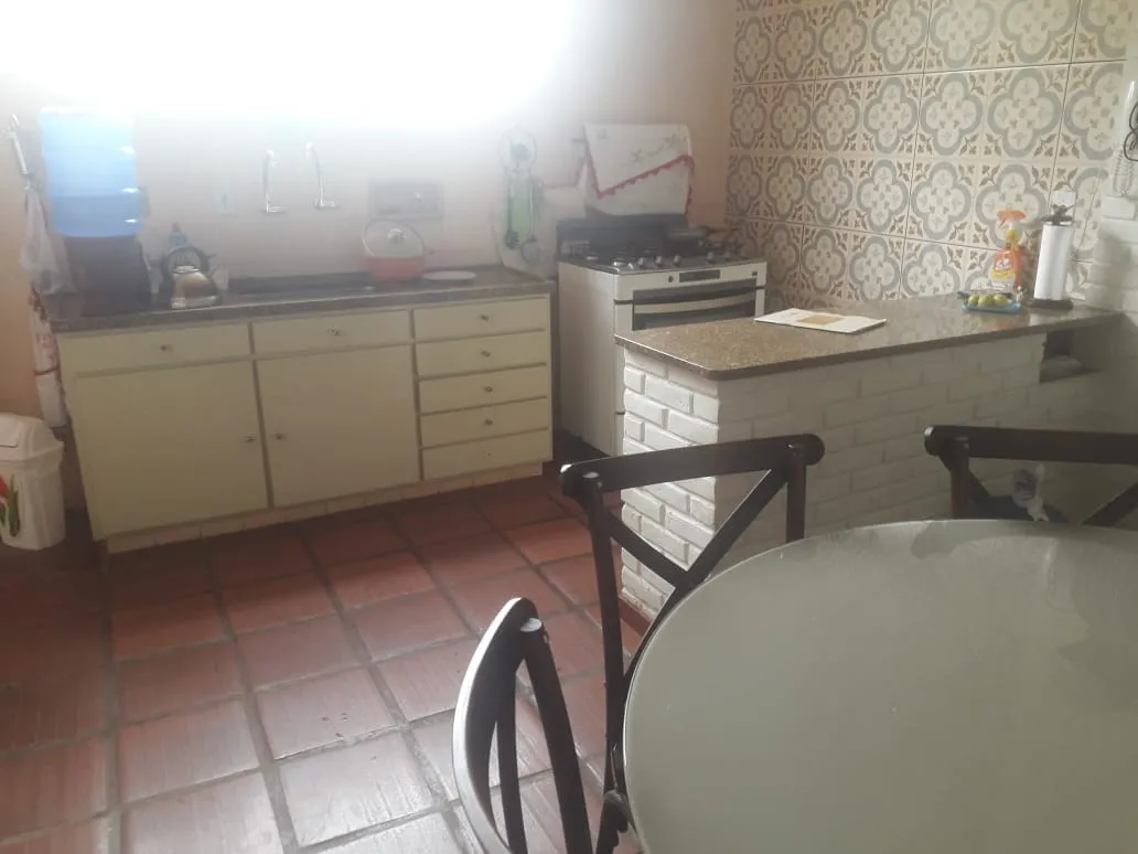 Imagem Casa à venda 3 Quartos, 2 Suites, 4 Vagas, 1300M², Belvedere Club dos 500, Guaratinguetá - SP