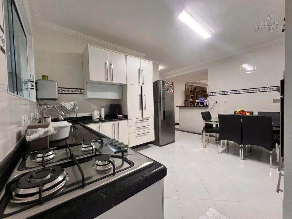 Imagem Sobrado à Venda - Praia Grande | 3 Dormitórios (1 Suíte) | 121m²