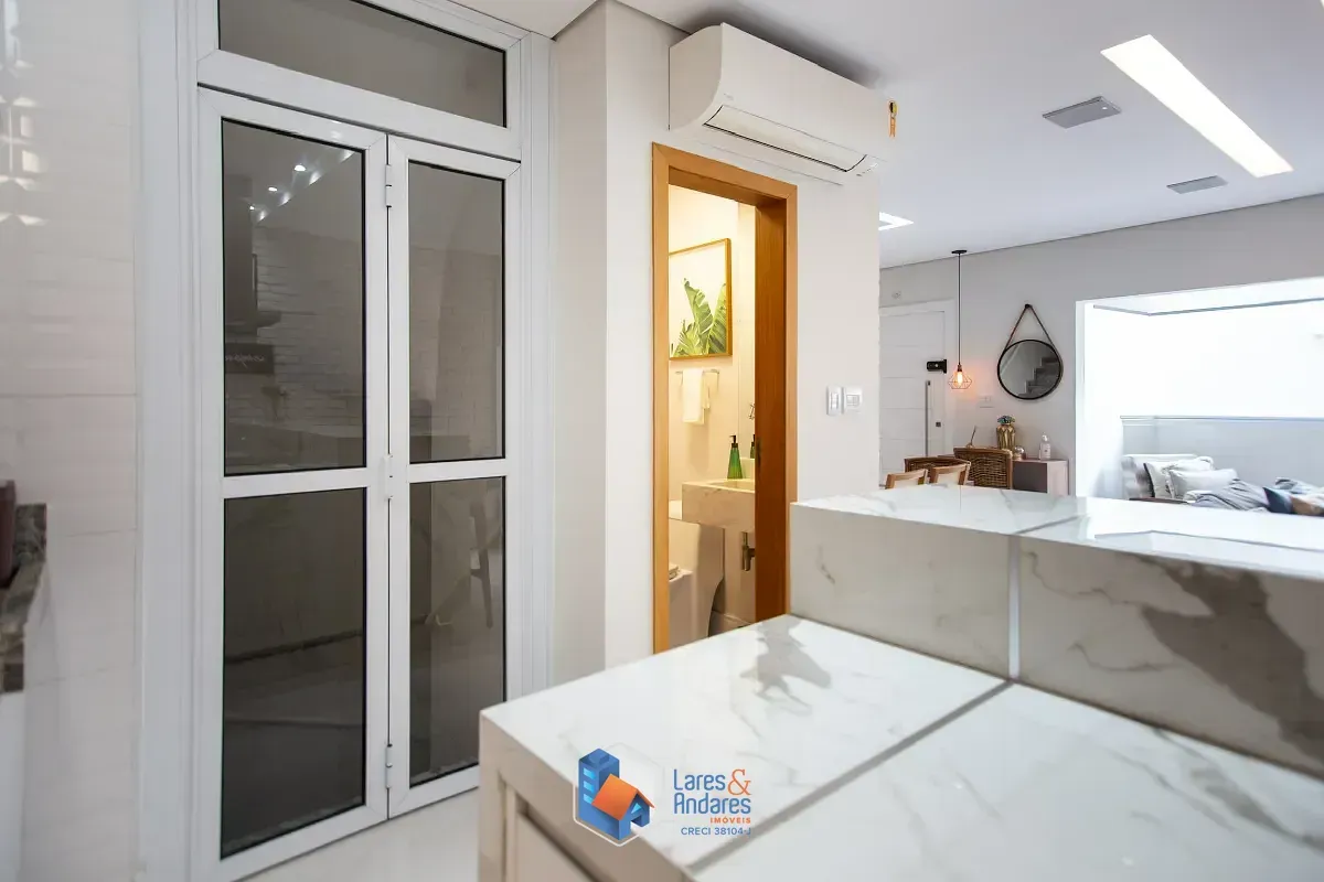 Imagem Casa no condomínio Residencial Lima e Silva para venda com 2 quartos, sendo 2 suítes, 152m²