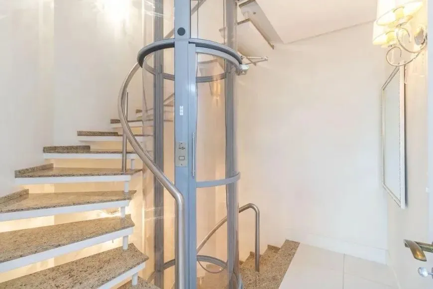 Imagem Casa em condomínio Alto Padrão 357m2