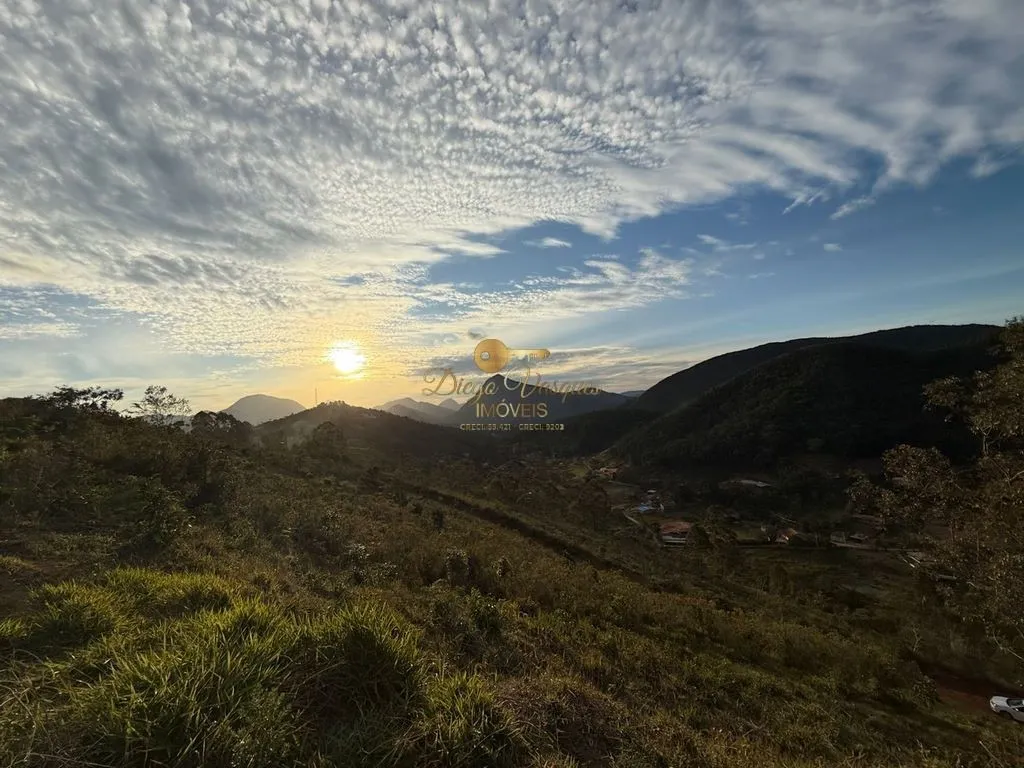 Imagem Terreno em Condomínio para Venda em Teresópolis / RJ no bairro Albuquerque