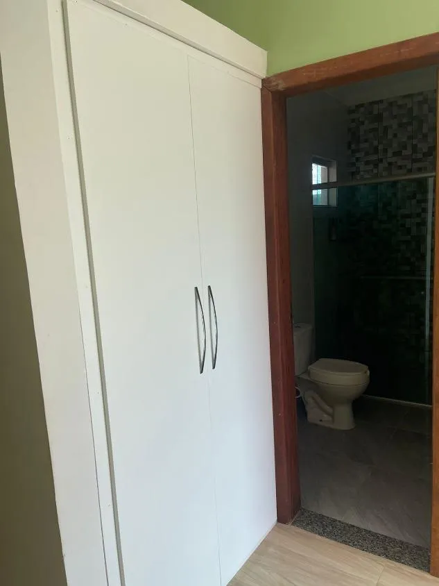 Imagem Vendo uma excelente casa em Crucilância/MG ( Valor 500.000,00 )