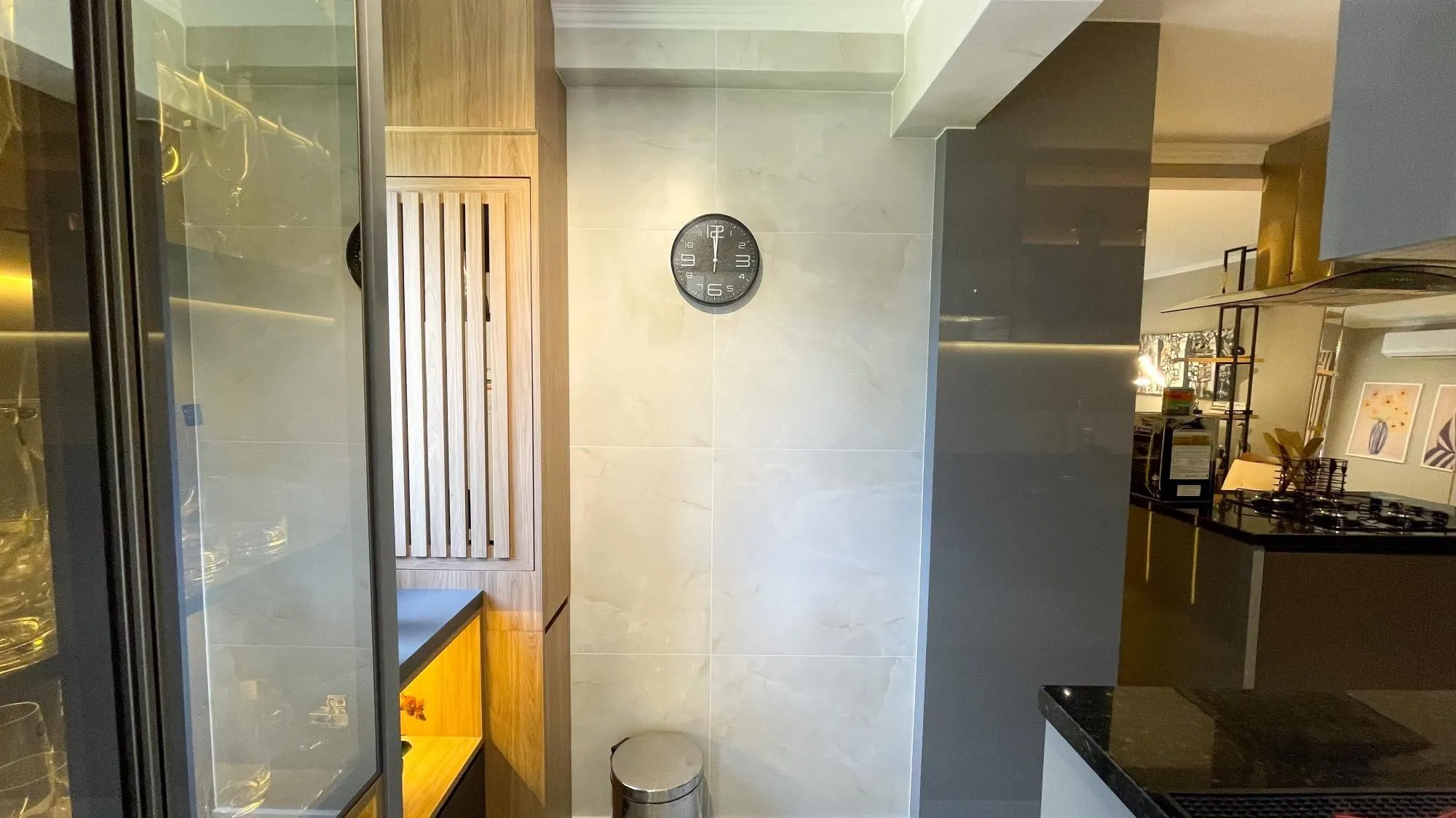 Imagem Vende-se apartamento com 3 quartos (1 suíte), 100m² e 1 vaga - Jardim Europa