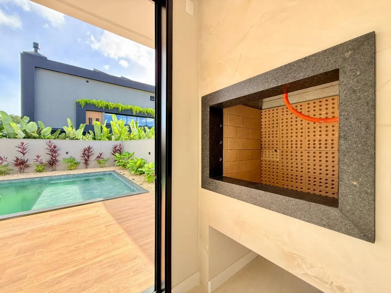 Imagem Casa à venda com 411m2 por R$ 4.500.000,00