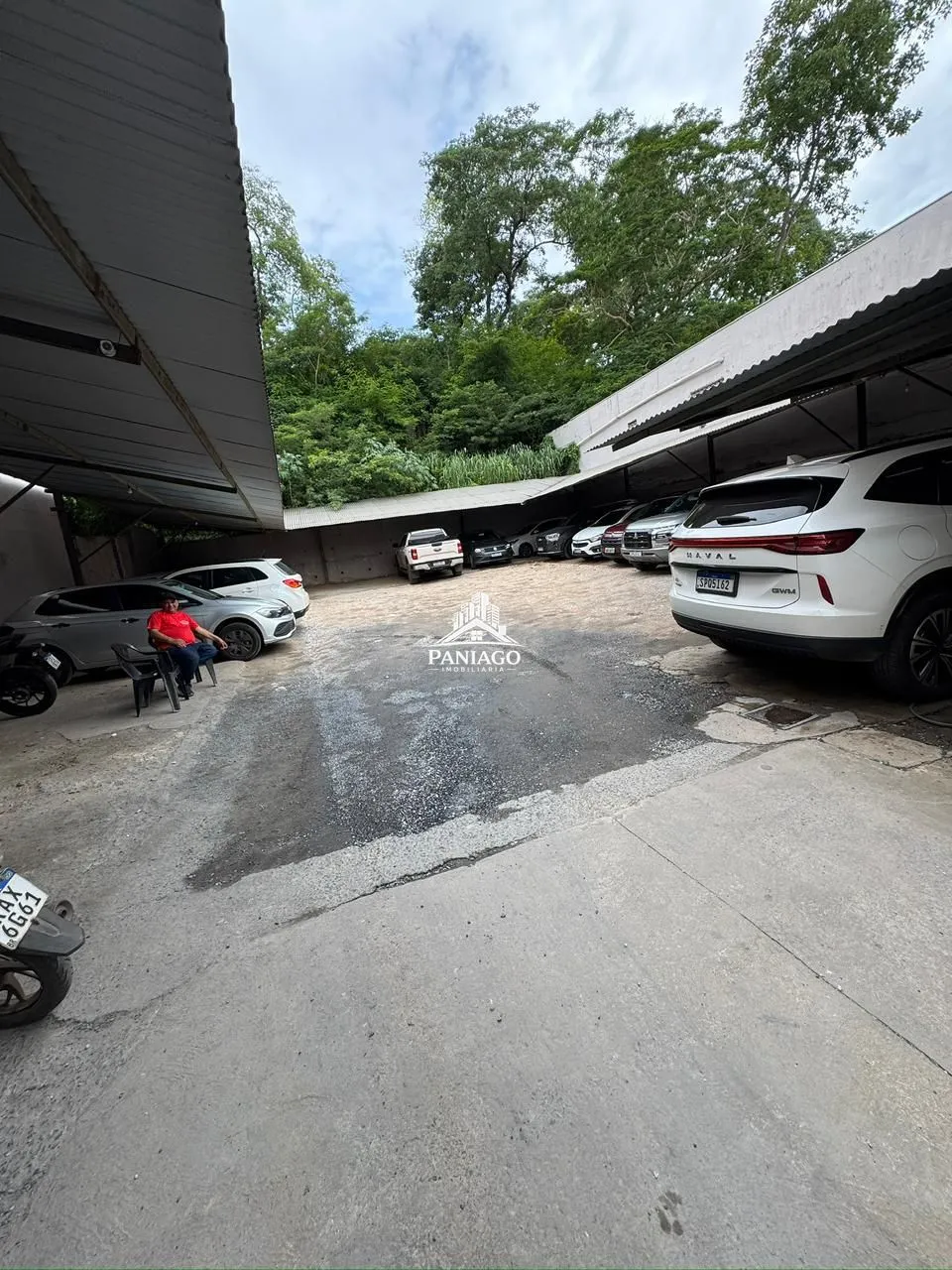 Imagem Prédio Comercial à Venda e Locação no Centro de Cuiabá | 608 M² | 20 Vagas