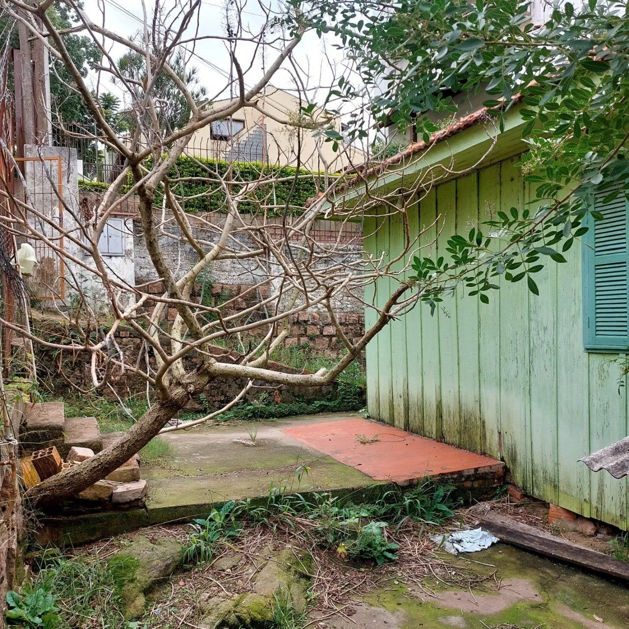 Imagem Terreno para Venda - 484m², 0 dormitórios, Cristal, Porto Alegre