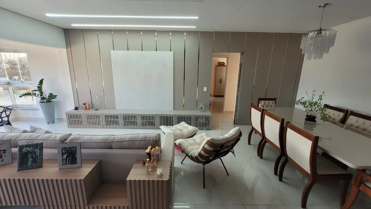 Imagem Luxuoso Apartamento de 132m² no Centro de Pindamonhangaba com 3 Suítes, Varanda, Lazer Completo e 3 Vagas Cobertas