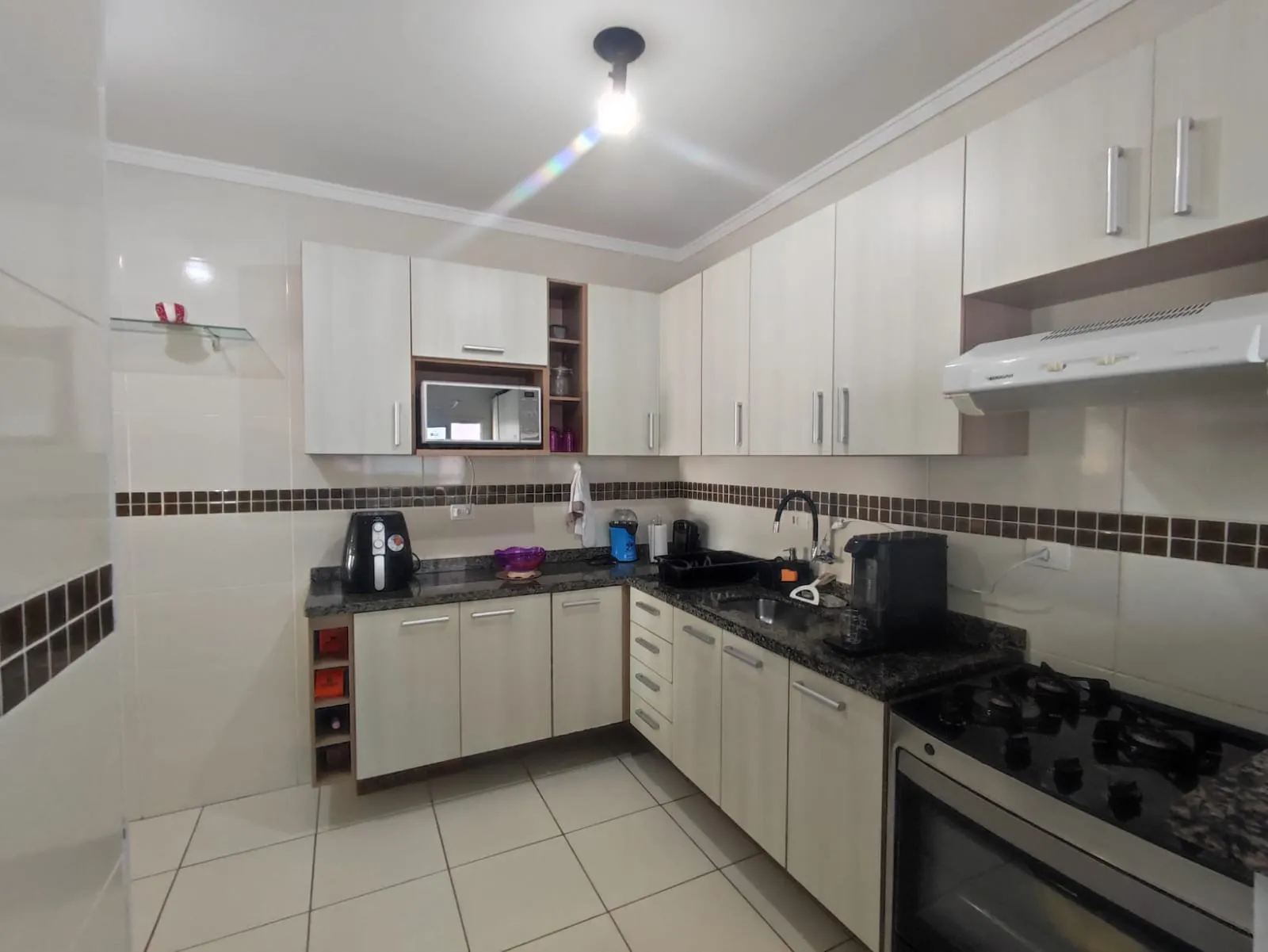 Foto do imóvel Espaçoso Apartamento na Praia Grande - VILA TUPI em Tupi, Praia Grande - SP