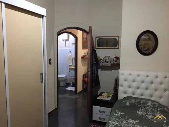 Imagem Linda Casa à venda com 330 m² com 04 Dormitórios em Embu-Guaçu/SP