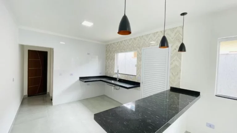 Imagem CASA GEMINADA NA TUPI 2 DORMITÓRIOS 1 SUÍTE!!!