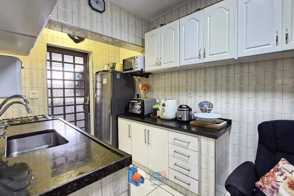 Imagem Sobrado para venda em Jardim São Paulo(Zona Norte) com 4 quartos, sendo 1 suíte, 115m²