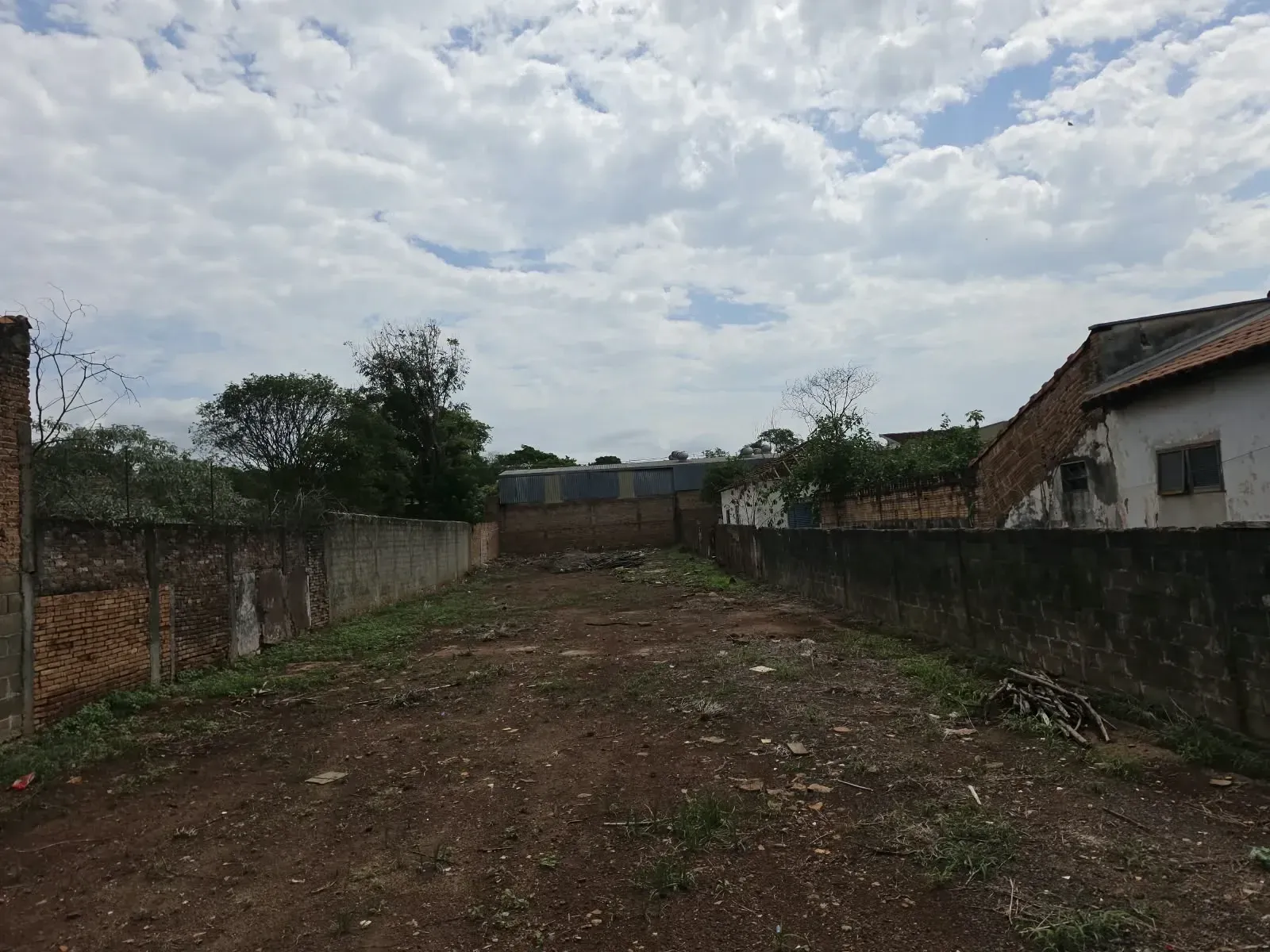 Foto do imóvel: Terreno à Venda, 500 m² em Jardim Quitandinha - Araraquara em Quitandinha