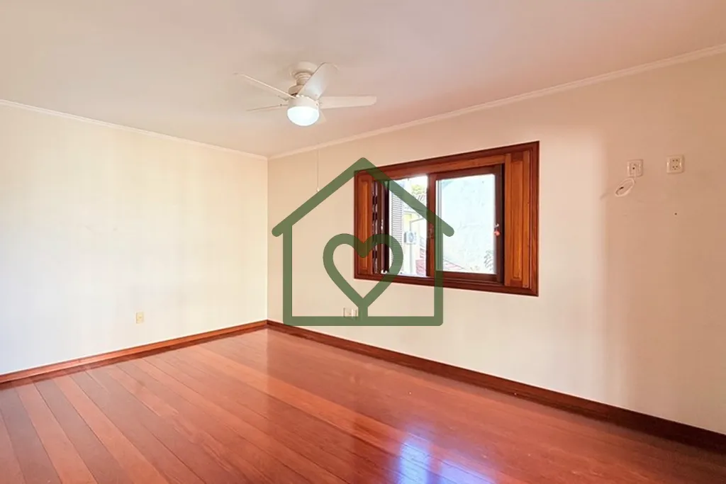 Imagem Casa residencial, unifamiliar edificada em 3 pavimentos, com área total de 381m² privativos, seu t...