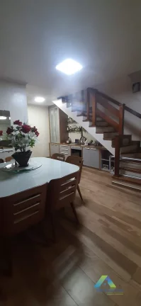 Imagem LINDO SOBRADO COM 210m² COM 3 SUÍTES COM ALTO PDRÃO DE ACABAMENTO!