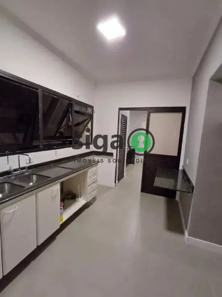 Imagem Apartamento Alto Padrão no Morumbi - 246 m², 4 Dormitórios e 4 Vagas