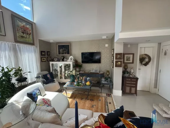 Foto do imóvel Apartamento Duplex para Venda em Balneário Camboriú, CENTRO, 3 dormitórios, 3 suítes, 4 banheiros, 2 vagas em Rua 1101