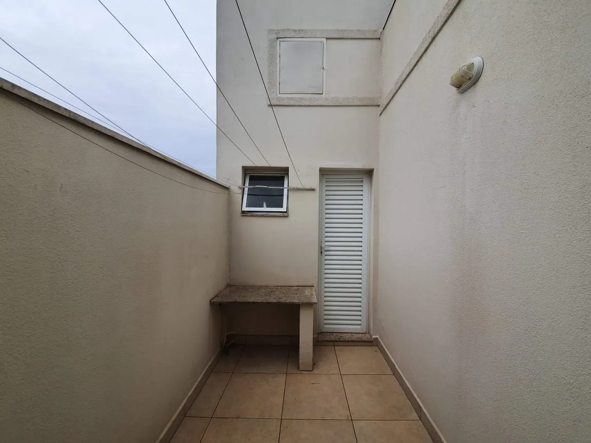 Imagem Casa térrea mobiliada para venda ou locação no Condomínio Lago da Serra em Araçoiaba da Serra
