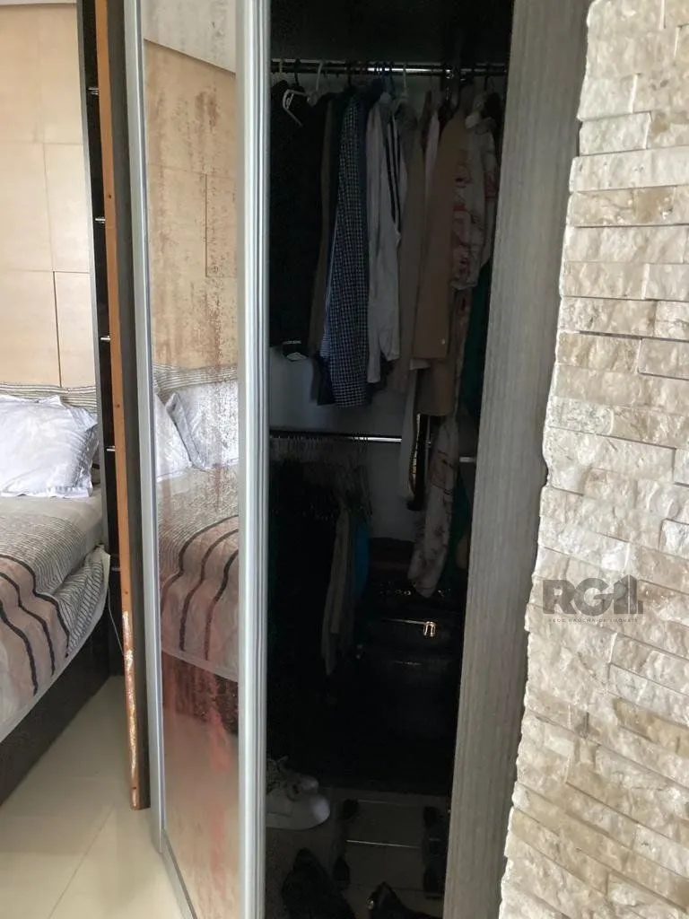 Imagem Apartamento para Venda - 52.24m², 1 dormitório, 1 vaga - Três Figueiras