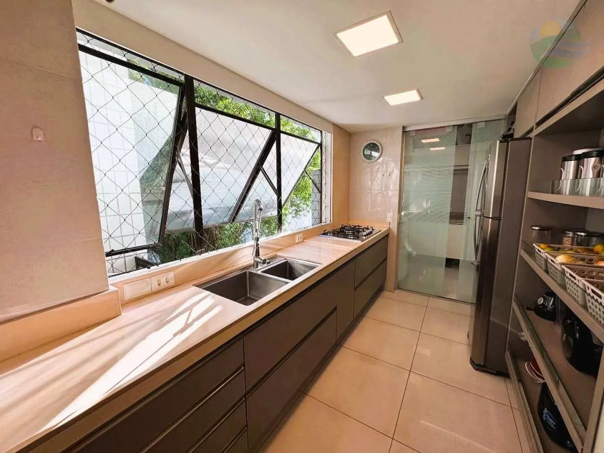 Imagem Apartamento de Luxo, 4 Quartos, sendo 3 suites, para Venda, MOBILIADO, em Casa Forte, Recife.